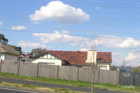 Property photo of 589 Warrigal Road Ashwood VIC 3147