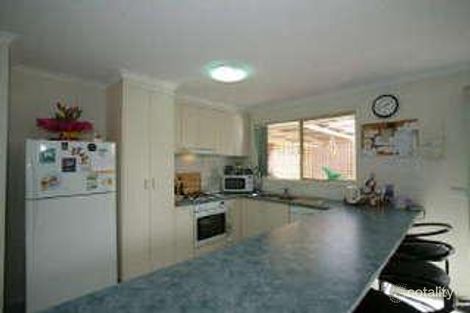 Property photo of 11 Lucy Hill Rise Rowville VIC 3178