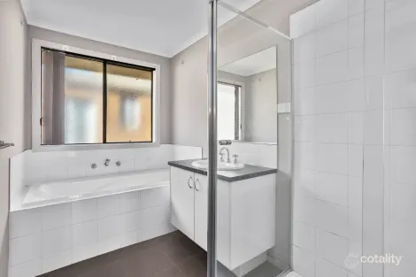 Property photo of 30 Misty Meadow Grove Truganina VIC 3029