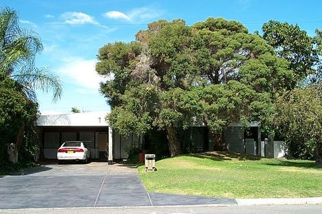 6 Phoenix St, Dianella, WA 6059