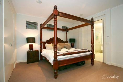 Property photo of 2 Hopman Court Sandhurst VIC 3977
