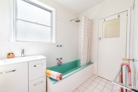 Property photo of 9 White Avenue Hamilton VIC 3300