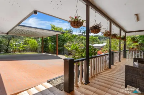 Property photo of 31 Cumberland Avenue Smithfield QLD 4878