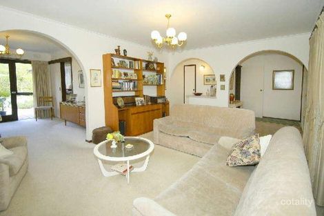 Property photo of 24 Annandale Crescent Glen Waverley VIC 3150