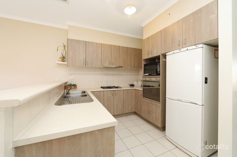 Property photo of 10 St Laurent Rise Knoxfield VIC 3180