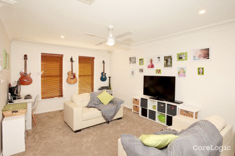 Property photo of 32 Huthwaite Street Mount Austin NSW 2650