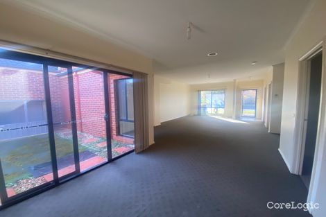 Property photo of 2B Treesbank Avenue Noble Park VIC 3174