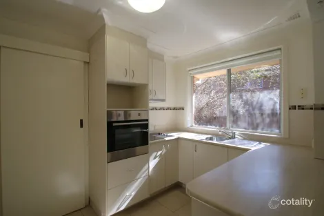 Property photo of 1/5 Gallipoli Place Orange NSW 2800