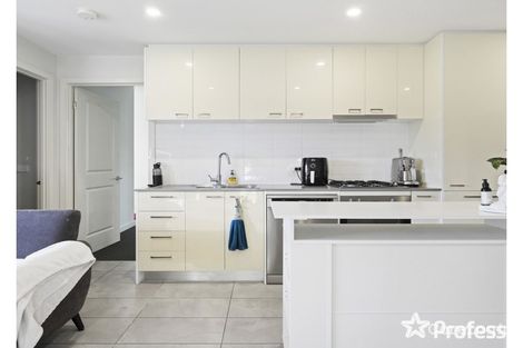 Property photo of 215/211 Mt Dandenong Road Croydon VIC 3136