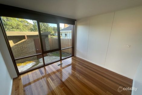 Property photo of 3 Old Eastern Court Oakleigh South VIC 3167