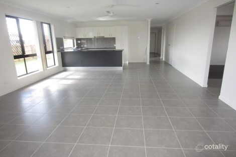 Property photo of 33 Epping Way Mount Low QLD 4818