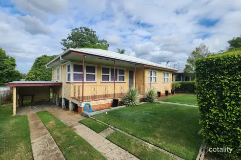 Property photo of 21 Blaxland Street Eastern Heights QLD 4305