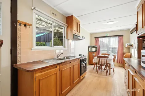 Property photo of 4 Langura Avenue Chigwell TAS 7011