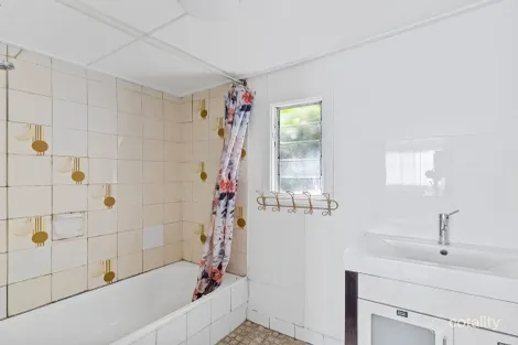 Property photo of 12 Dulwich Road Yeronga QLD 4104