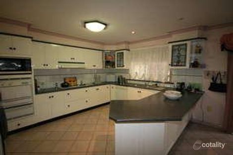 Property photo of 6 Sandpiper Drive Taylors Lakes VIC 3038