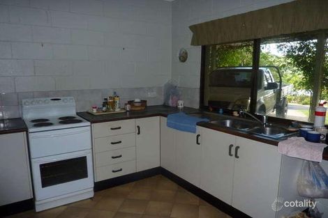 Property photo of 9 Harrison Close Kanimbla QLD 4870