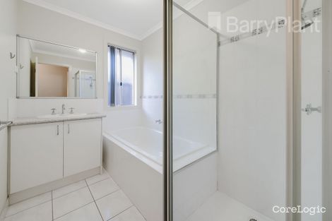 Property photo of 6 Lisa Avenue Pakenham VIC 3810