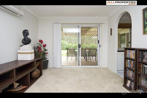 Property photo of 48 Tamarisk Way Drewvale QLD 4116