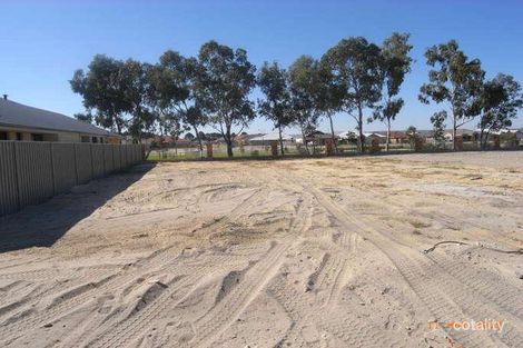 8 Turtledove Rd, Harrisdale, WA 6112