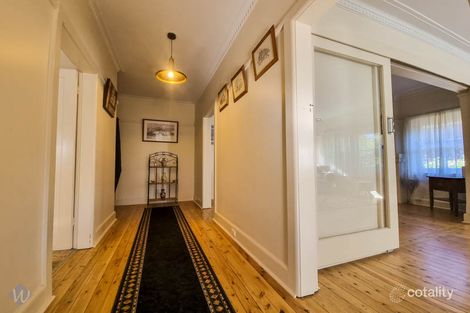 Property photo of 92 Warrendine Street Orange NSW 2800