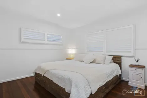 Property photo of 2/24 Middle Street Labrador QLD 4215