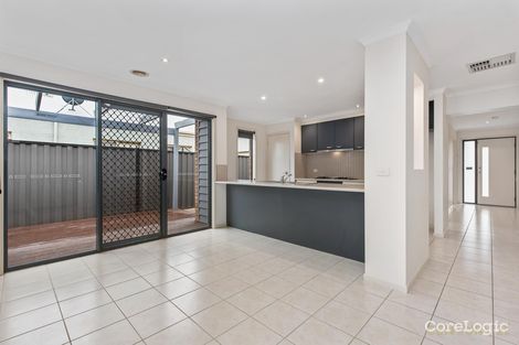Property photo of 14 Killarney Crescent Pakenham VIC 3810