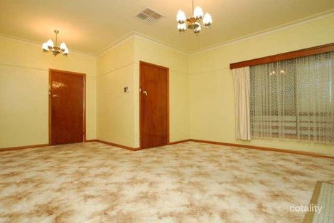 Property photo of 38 Summit Avenue Oak Park VIC 3046