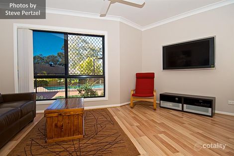 Property photo of 8 Oxford Place Arundel QLD 4214