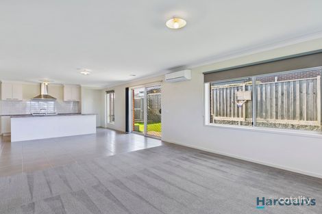 Property photo of 8 Sunridge Avenue Warragul VIC 3820