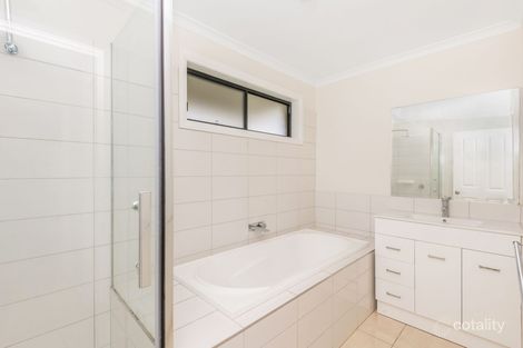 Property photo of 9 Willow Drive Kennington VIC 3550