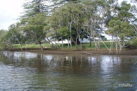 261 Beal Ave, Mitchells Island, NSW 2430