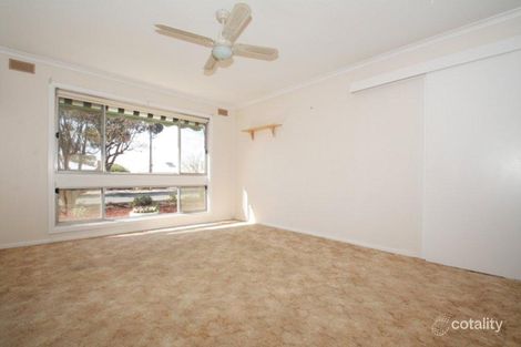 Property photo of 24 Wodonga Avenue Loxton SA 5333