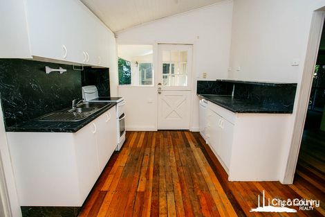 Property photo of 13 Twenty-Second Avenue Parkside QLD 4825