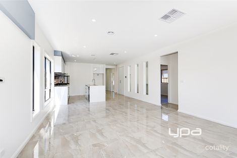 Property photo of 10 Scandia Drive Mickleham VIC 3064
