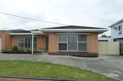 3 Marina Dr, Paynesville, VIC 3880