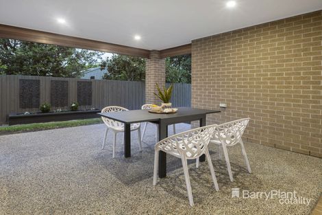 17 Windmill Pde, Mount Martha, VIC 3934