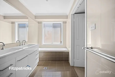 Property photo of 66 Strickland Drive Boorooma NSW 2650