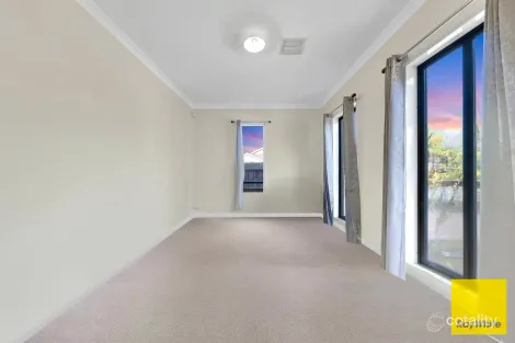 Property photo of 2 Leda Drive Tarneit VIC 3029