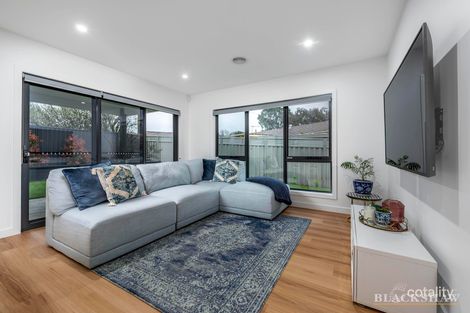 Property photo of 34A Sternberg Crescent Wanniassa ACT 2903