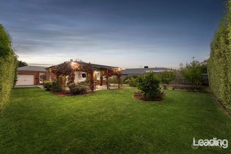 Property photo of 10 Cowper Crescent Sunbury VIC 3429