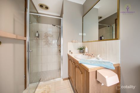 Property photo of 8 Yandina Road Hoppers Crossing VIC 3029