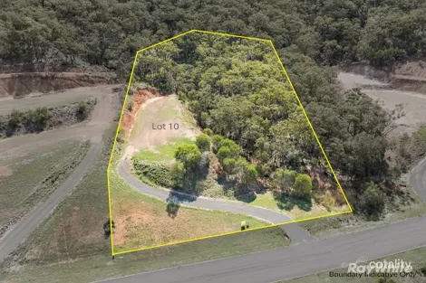 13 Galah Ct, Burua, QLD 4680