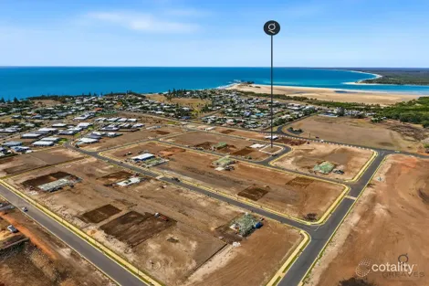 48 Leslie St, Elliott Heads, QLD 4670