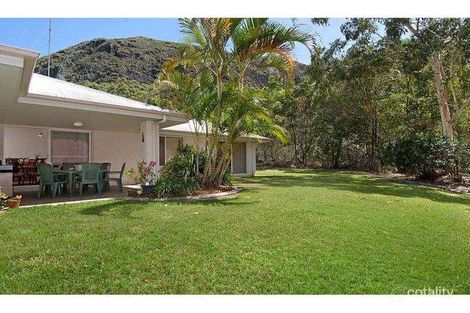 Property photo of 6 Dharalee Court Mount Coolum QLD 4573