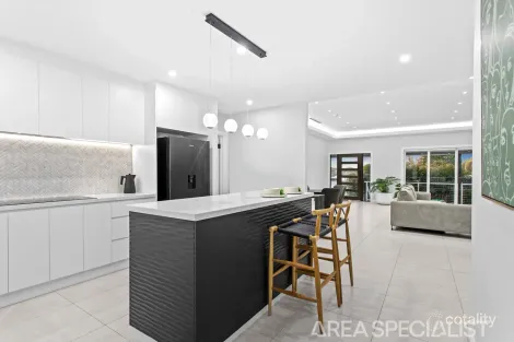 Property photo of 121 Warrandyte Road Langwarrin VIC 3910