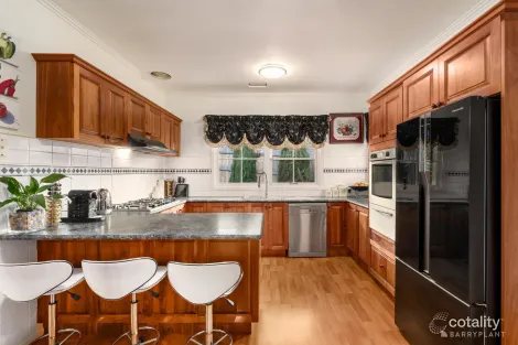 Property photo of 7 Mincha Avenue Templestowe Lower VIC 3107