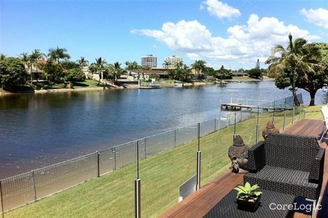 Property photo of 16 Aroona Avenue Broadbeach Waters QLD 4218