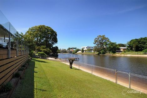 Property photo of 16 Aroona Avenue Broadbeach Waters QLD 4218