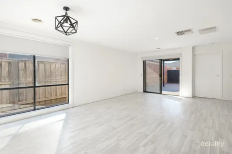Property photo of 3 Pagoda Place Cranbourne VIC 3977
