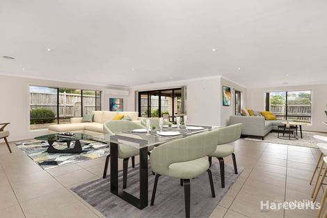 Property photo of 10 Greenview Court Cranbourne North VIC 3977